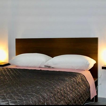 Cozy Apartment In Athens Center エクステリア 写真