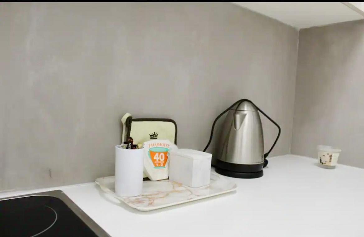 Cozy Apartment In Athens Center エクステリア 写真