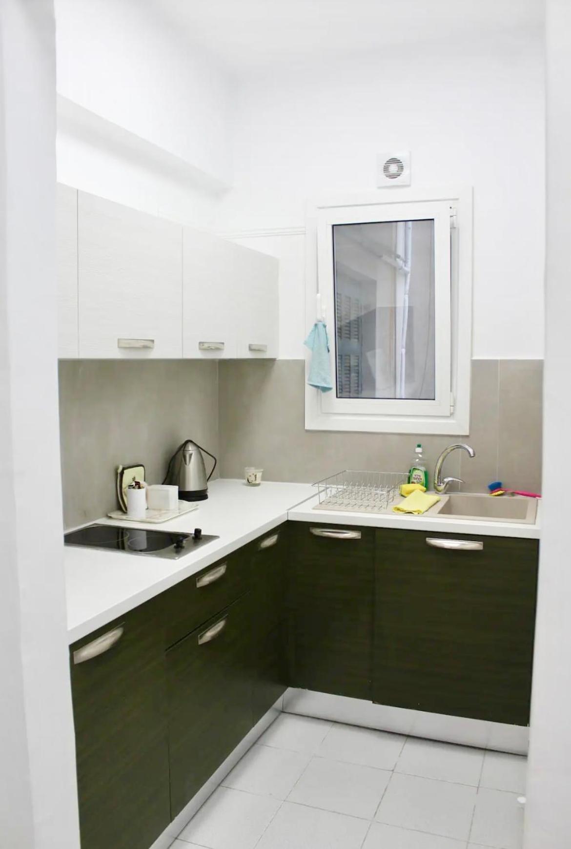 Cozy Apartment In Athens Center エクステリア 写真